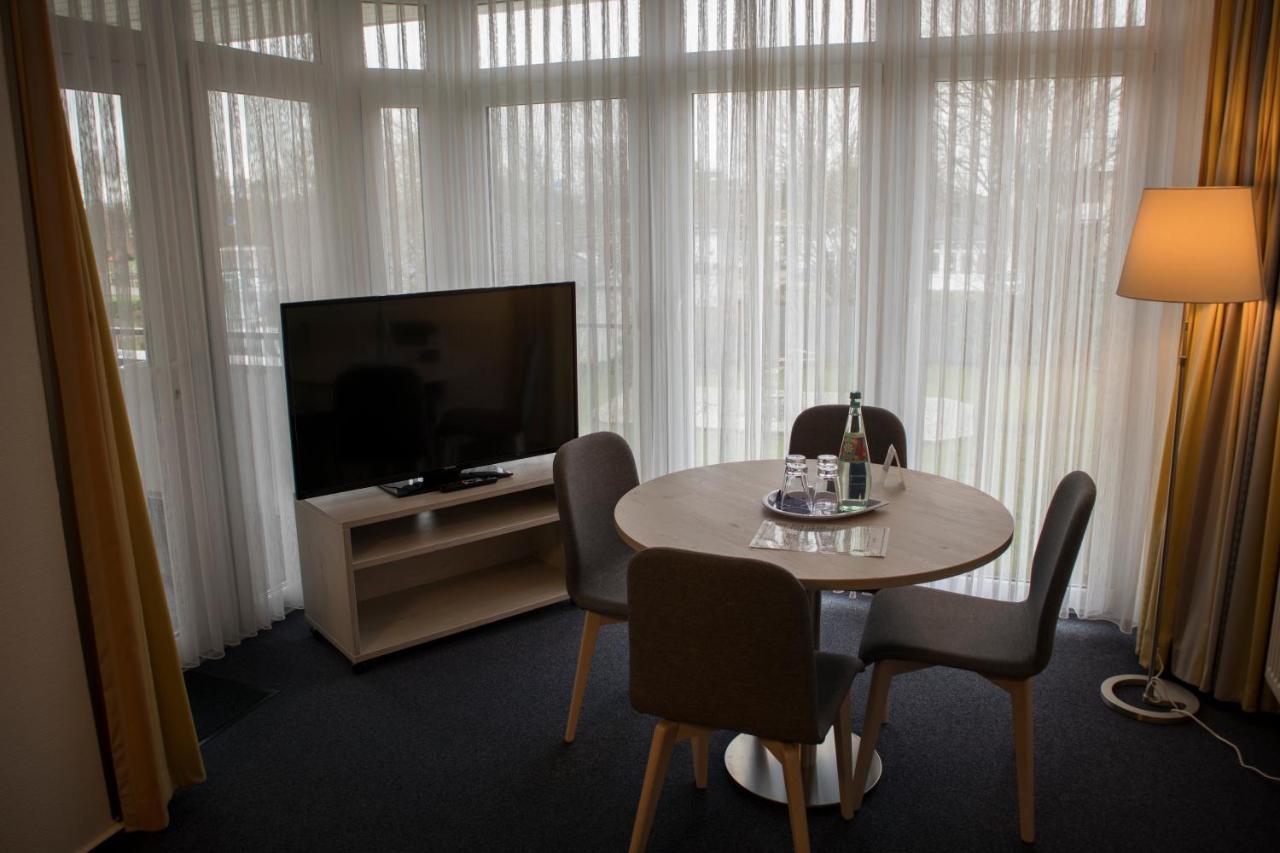 Hotel Am Friesenstrand Tossens Eksteriør bilde